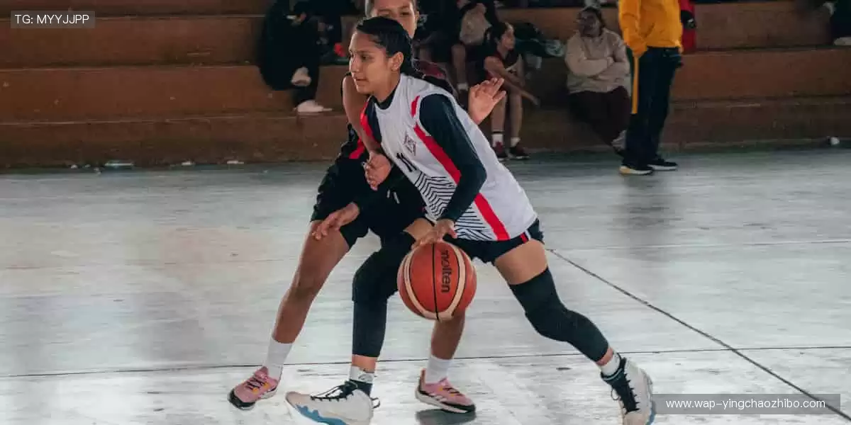 直播镜头锁定胜负悬念，你的呐喊永不迟到！📺